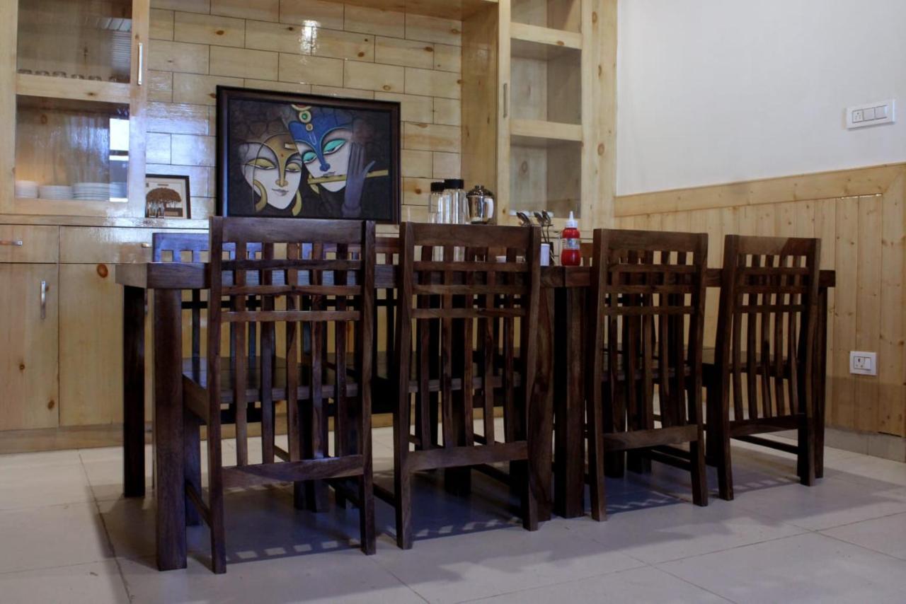 Him Aashrey B&B Homestay שימלה מראה חיצוני תמונה