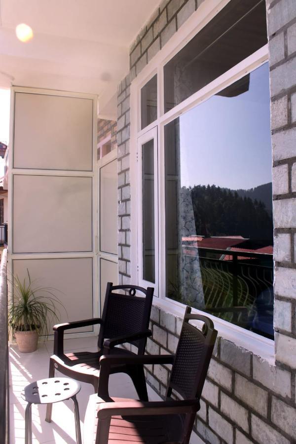 Him Aashrey B&B Homestay שימלה מראה חיצוני תמונה